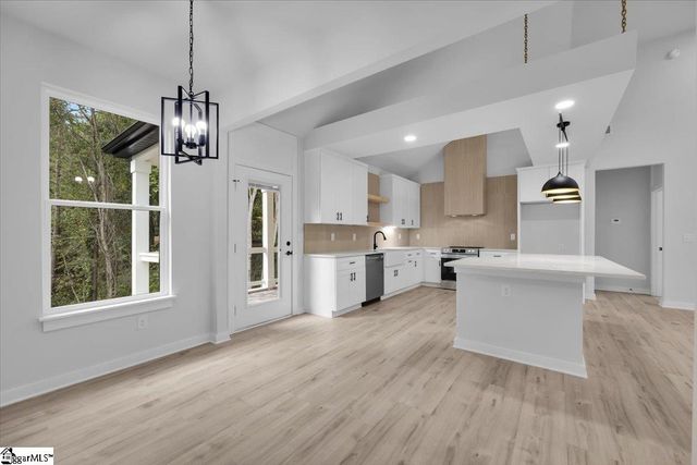 216 Riverbreeze Road, Greenville, SC 29611
