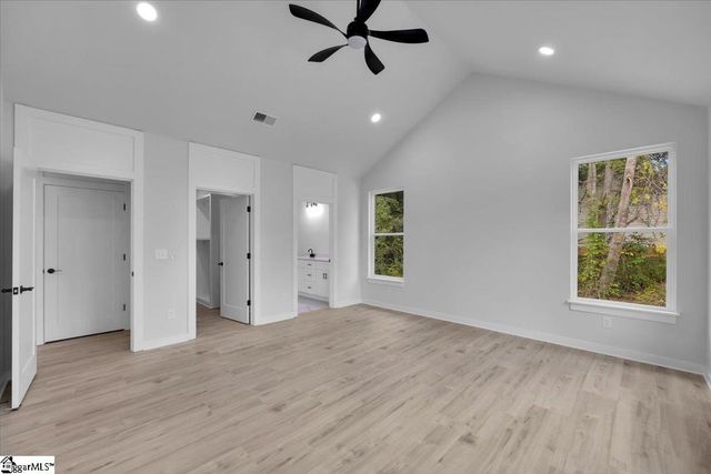 216 Riverbreeze Road, Greenville, SC 29611