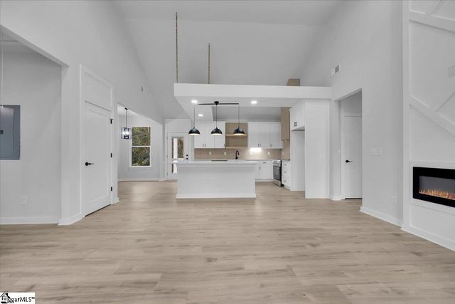 216 Riverbreeze Road, Greenville, SC 29611