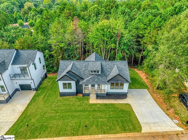 216 Riverbreeze Road, Greenville, SC 29611