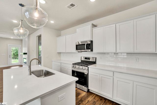 111 Terpack Court, Gray Court, SC 29645