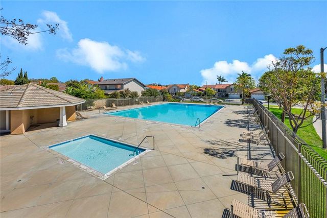 14691 Oak Ave, Irvine, CA 92606