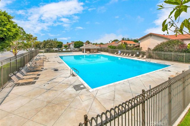 14691 Oak Ave, Irvine, CA 92606