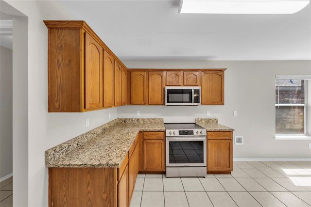 2325 Hummingbird Way, Mesquite, TX 75181