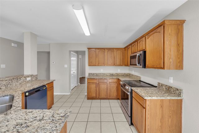2325 Hummingbird Way, Mesquite, TX 75181
