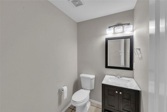 2325 Hummingbird Way, Mesquite, TX 75181