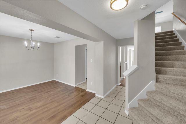 2325 Hummingbird Way, Mesquite, TX 75181