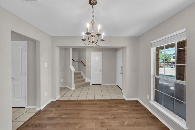 2325 Hummingbird Way, Mesquite, TX 75181
