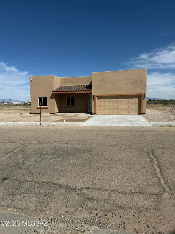5543 S Swires Road, Tucson, AZ 85746