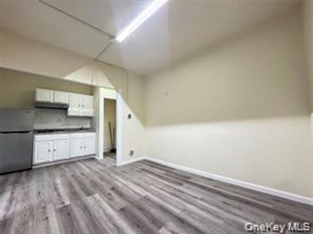 138-11 Jamaica Avenue, Jamaica, NY 11435