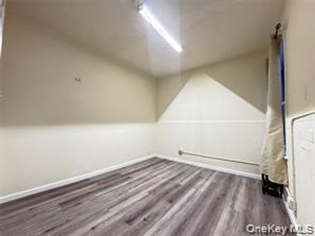 138-11 Jamaica Avenue, Jamaica, NY 11435