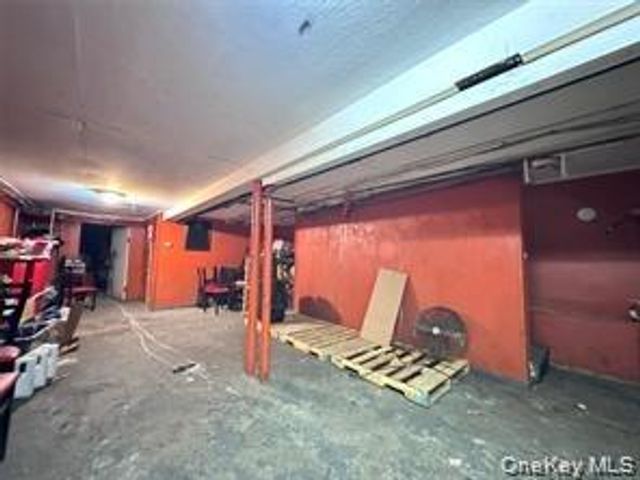 138-11 Jamaica Avenue, Jamaica, NY 11435