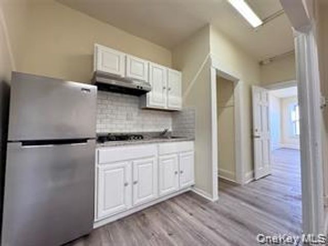 138-11 Jamaica Avenue, Jamaica, NY 11435