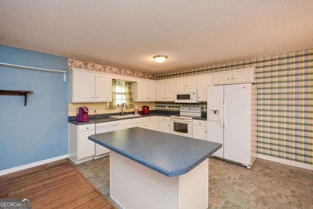 3871 Purdy Drive, Lithia Springs, GA 30122