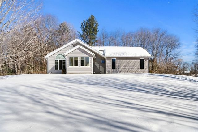 41 Martins Pond Rd, Groton, MA 01450