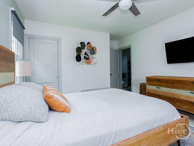 1216 E 40th Street, Savannah, GA 31404