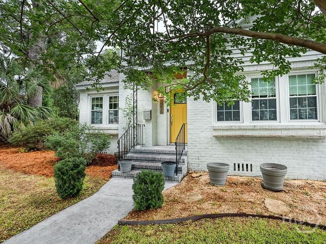 1216 E 40th Street, Savannah, GA 31404