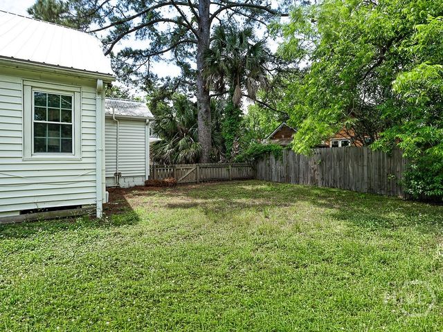 1216 E 40th Street, Savannah, GA 31404