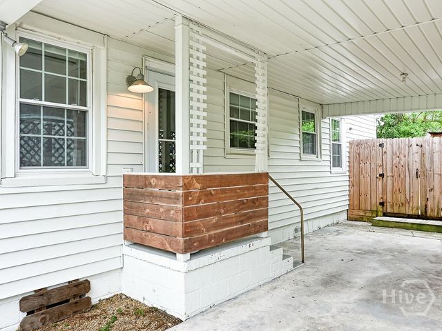 1216 E 40th Street, Savannah, GA 31404