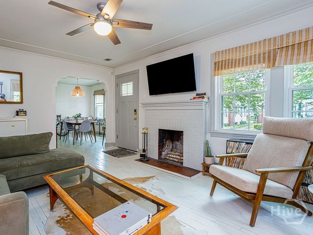 1216 E 40th Street, Savannah, GA 31404