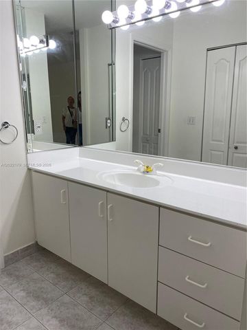 7500 W 20th Ave 202, Hialeah, FL 33016