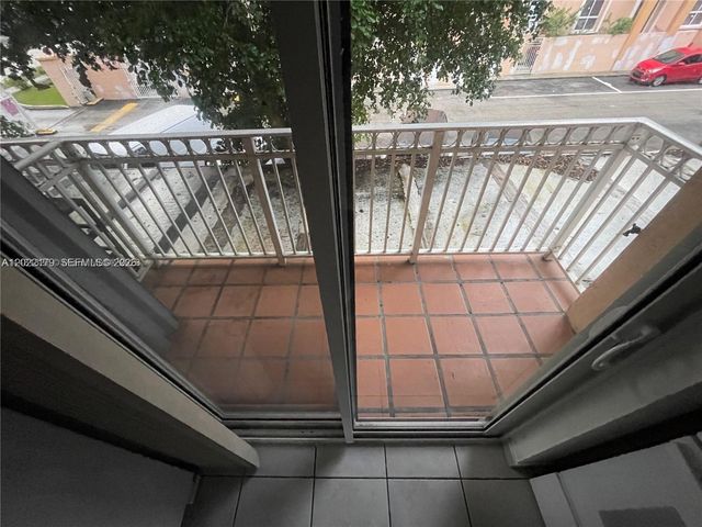 7500 W 20th Ave 202, Hialeah, FL 33016
