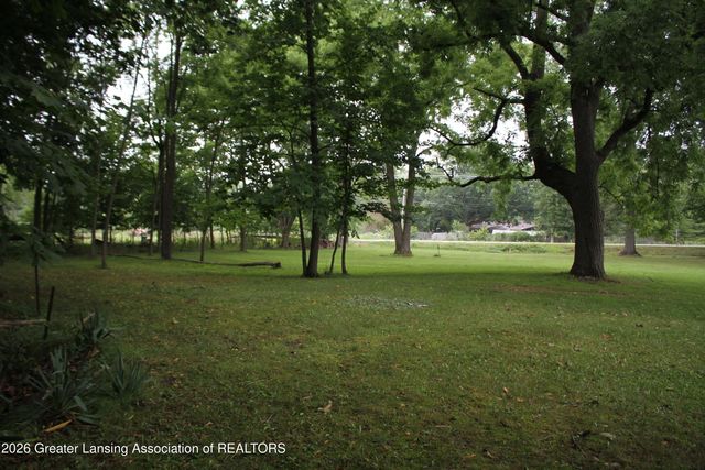 4462 Meridian, Williamston, MI 48895