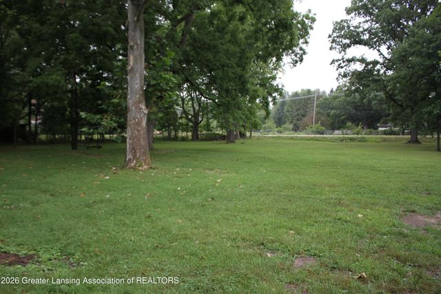 4462 Meridian, Williamston, MI 48895