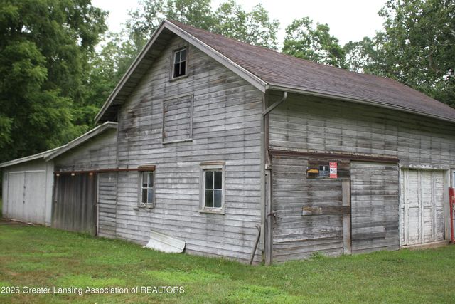 4462 Meridian, Williamston, MI 48895