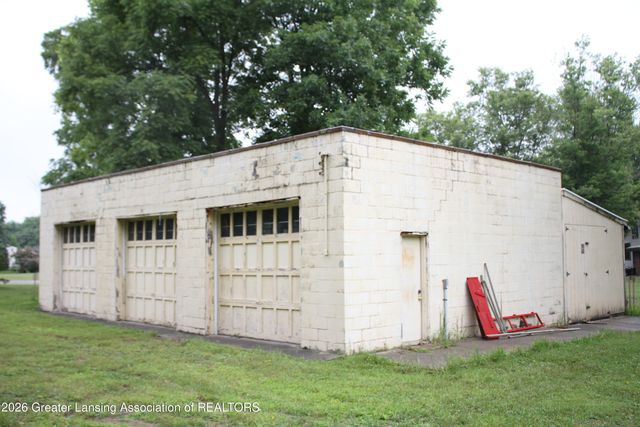 4462 Meridian, Williamston, MI 48895