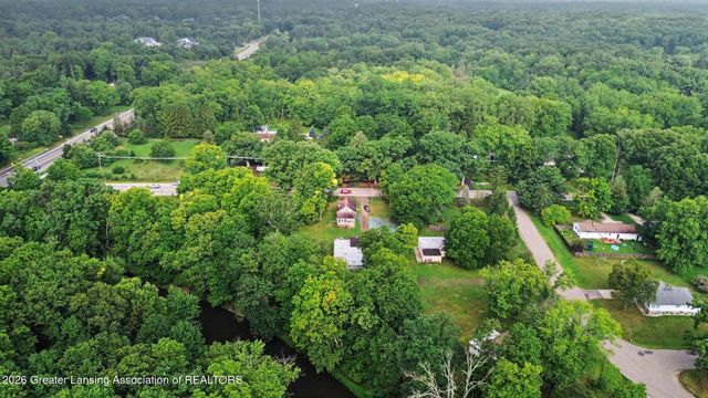 4462 Meridian, Williamston, MI 48895