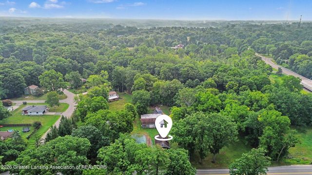 4462 Meridian, Williamston, MI 48895