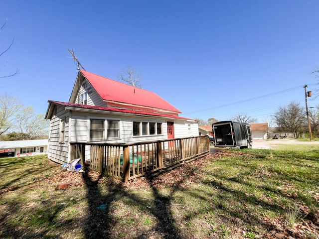 903 Vine Street, Thayer, MO 65791