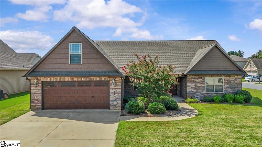 706 Lamberts Way, Boiling Springs, SC 29316