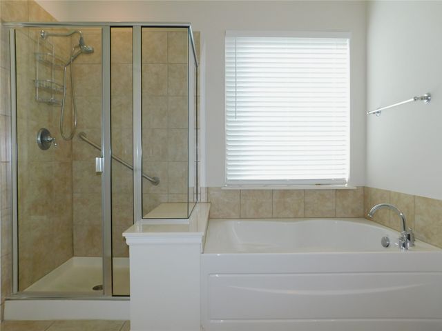 3904 Stone Oak Boulevard, Denton, TX 76210