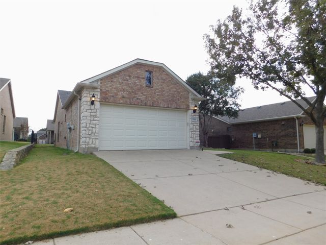 3904 Stone Oak Boulevard, Denton, TX 76210