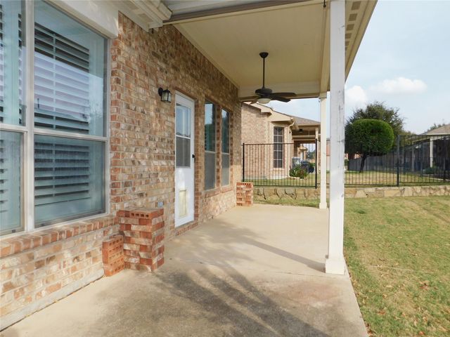 3904 Stone Oak Boulevard, Denton, TX 76210