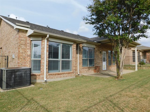 3904 Stone Oak Boulevard, Denton, TX 76210