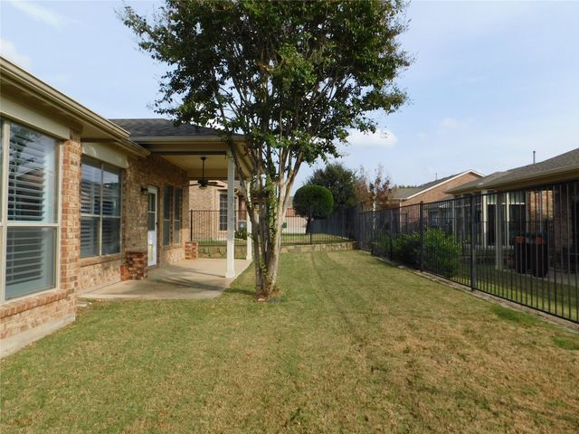 3904 Stone Oak Boulevard, Denton, TX 76210