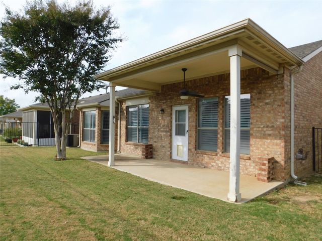 3904 Stone Oak Boulevard, Denton, TX 76210