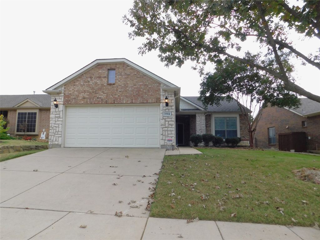 3904 Stone Oak Boulevard, Denton, TX 76210