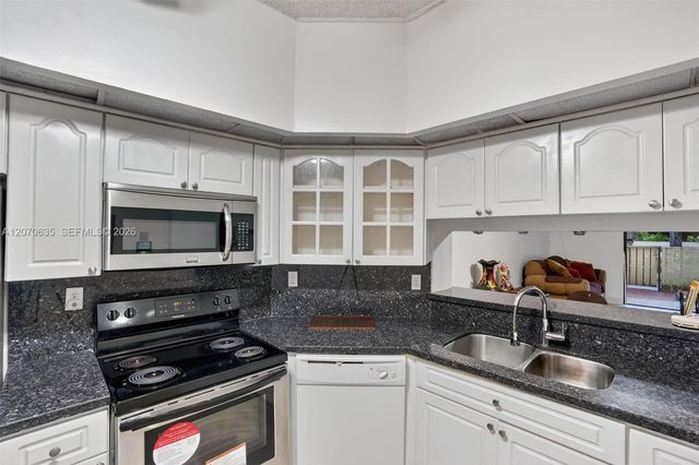 13045 SW 88th Lane 104A, Miami, FL 33186
