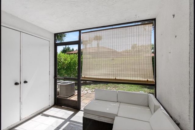 351 Club Circle 101, Boca Raton, FL 33487
