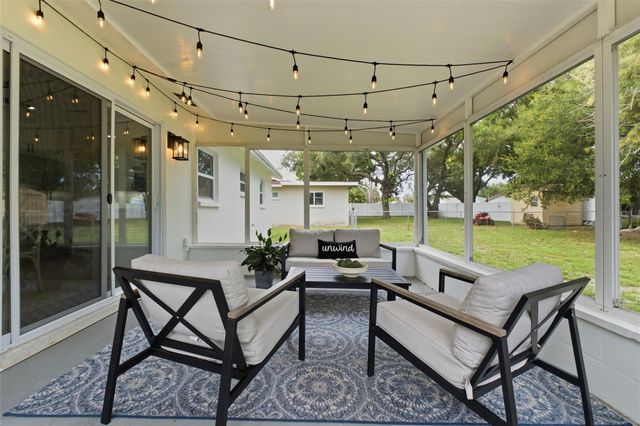 2048 JEFFERSON AVENUE, Dunedin, FL 34698