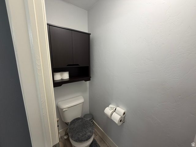 6929 S VILLAGE HAVEN DR, Midvale, UT 84047