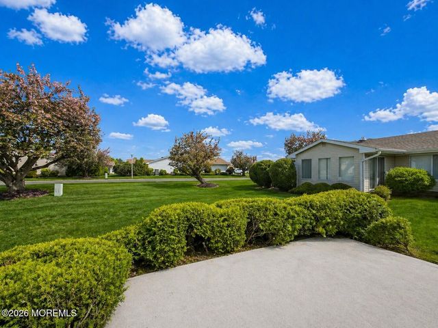 732C Ralston Plaza, Monroe, NJ 08831