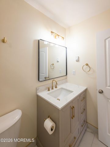 732C Ralston Plaza, Monroe, NJ 08831