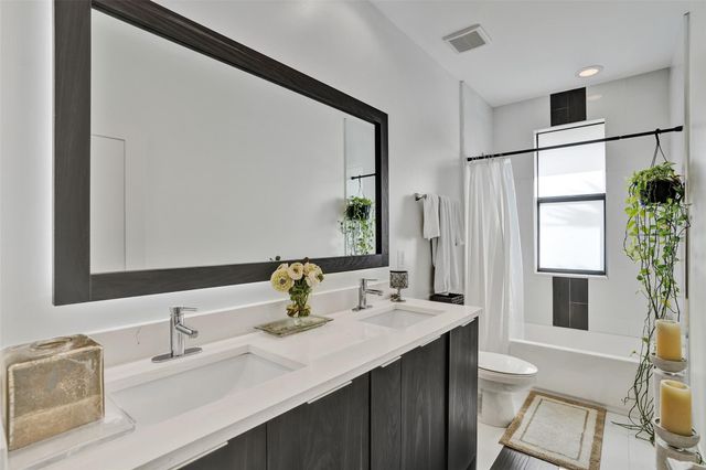 233 NE 11th St 233, Fort Lauderdale, FL 33304