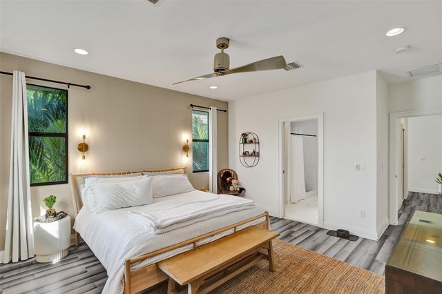 233 NE 11th St 233, Fort Lauderdale, FL 33304