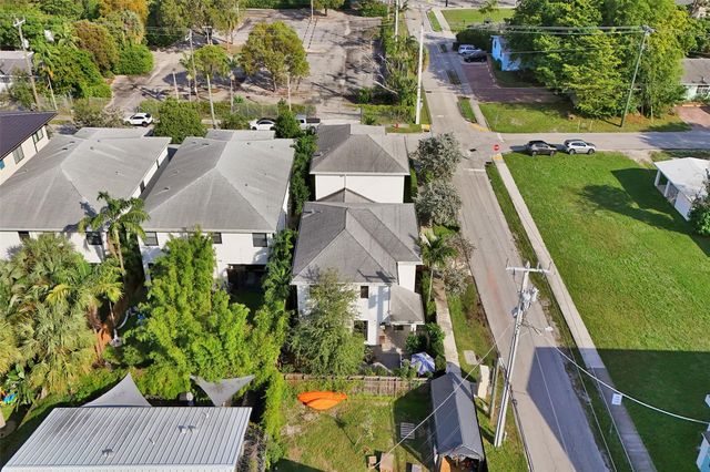 233 NE 11th St 233, Fort Lauderdale, FL 33304